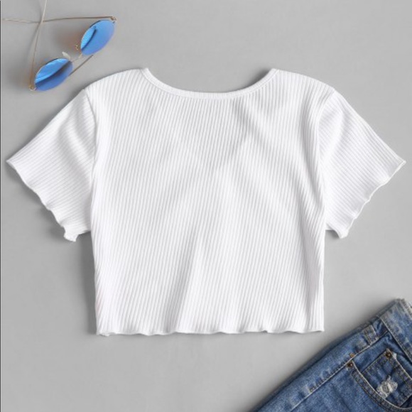 ZAFUL crop top🤍 - Picture 2 of 6